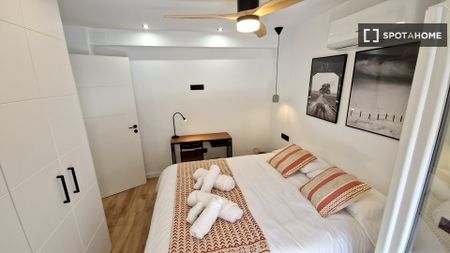 valencia, Valencian Community 46006 - Photo 2