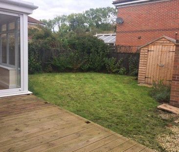 4 bedroom detached house to rent - Photo 2