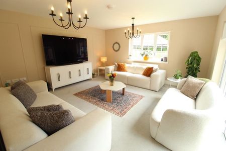 Craigbank Drive, Cults, Aberdeen, AB15 9EG - Photo 2