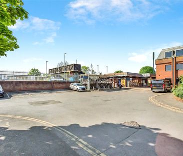 School Lane, Egham, Surrey, TW20 9GB - Photo 6