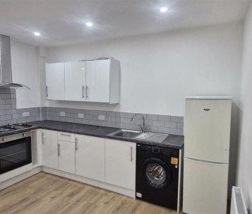 3 bedroom house share to rent - Photo 4