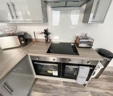 1 bedroom in a house share to rent - Photo 6