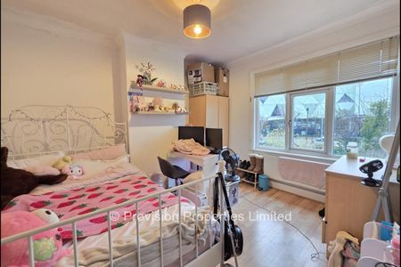5 Bedroom Student House Headingley - Photo 3