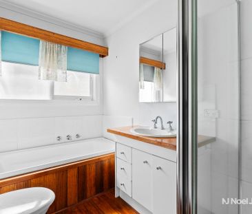 24 Melton Grove, CROYDON - Photo 5