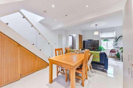 St Philip Street, Battersea, SW8 - Photo 3