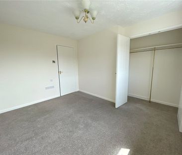 A two bedroom terraced property situated within the Village of Meas... - Photo 4
