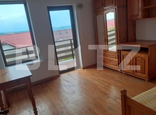 Apartament cu 3 camere, 90 mp /spațios, luminos /Parcare/ Europa - Photo 1