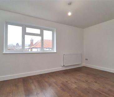 Monument Road, Woking - 1 bedroomProperty for lettings - Seymours - Photo 5