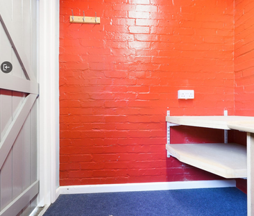 3 bedroom semi-detached house to rent - Photo 6