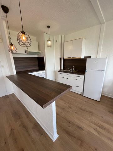 Marignane appartement de type 2 meublé avec cave Centre Ville le parc Camoin la tour avec ascenseur, - Photo 3