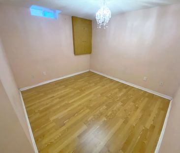 For Lease - 124 Meandering Trail, Toronto, Ontario - Photo 3