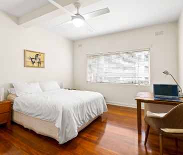 22/17 Queens Road MELBOURNE - Photo 1