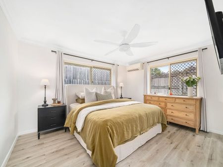 NEWLY RENOVATED 4 BEDROOM HOME - Photo 5