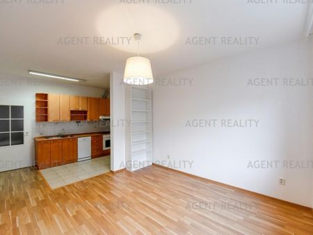 Pronájem bytu 2+kk 57 m2 - Фото 3