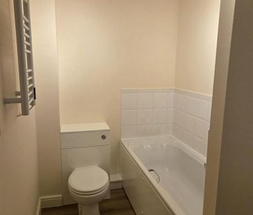 2 bedroom property to rent - Photo 2