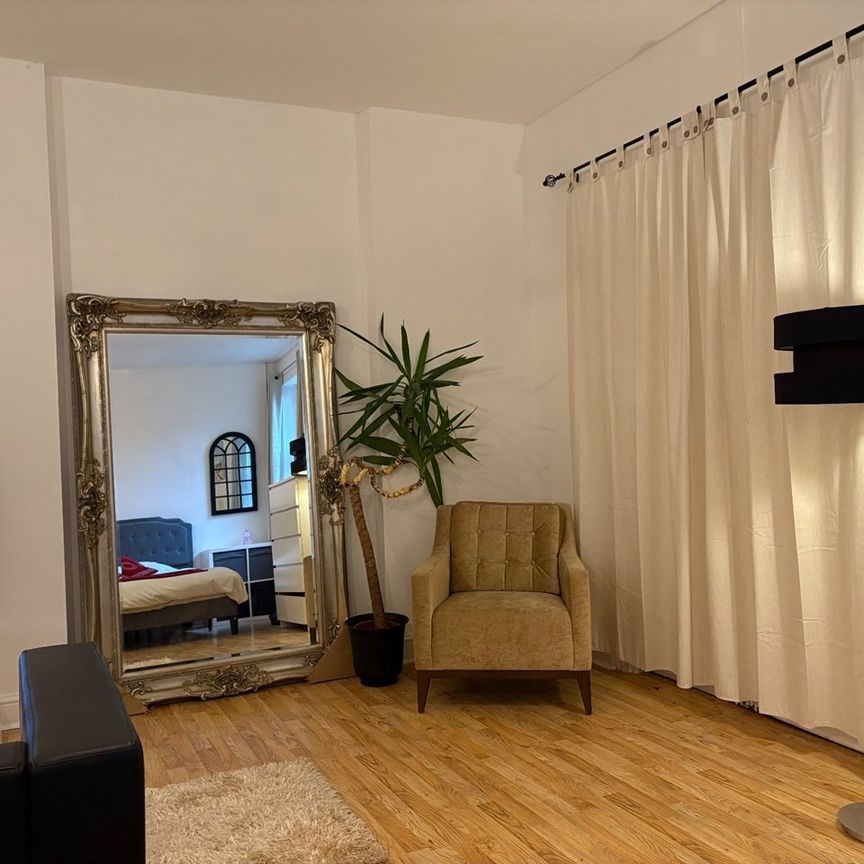 Room in a Shared House, Fieldgate Street, E1 - Photo 1