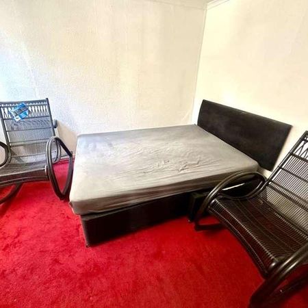 Sutton Road, Hounslow, TW5 - Photo 4