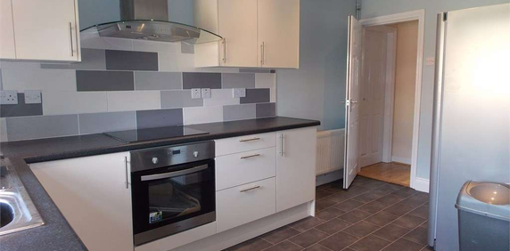 A Lovely Shared Houseshare for Rent in Peterborough Room 1 - Photo 2