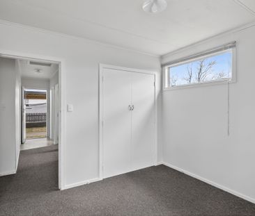 Spacious & Sunny Home in Outer Kaiti - Photo 6