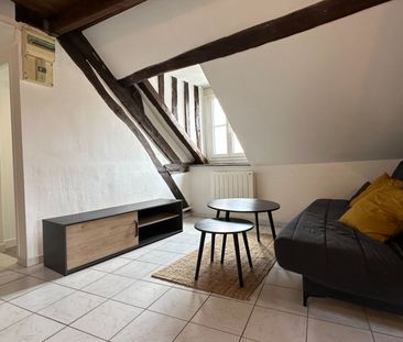 Location Appartement 1 pièce 26m² - Photo 2
