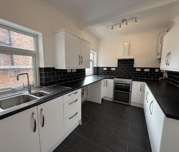 3 bedroom terraced house to rent - Photo 4