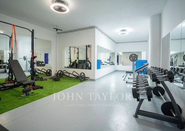 Luxury Villa for rent in Cap Martinet, Spain