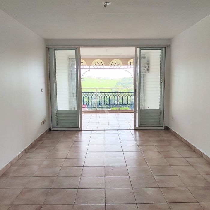 Location Appartement 62.17m² 3 pièces Fort de france - Photo 1