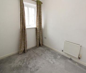 3 bedroom end of terrace house to rent - Photo 5