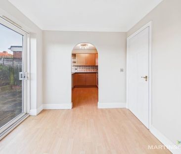 3 bedroom semi-detached house to rent - Photo 4