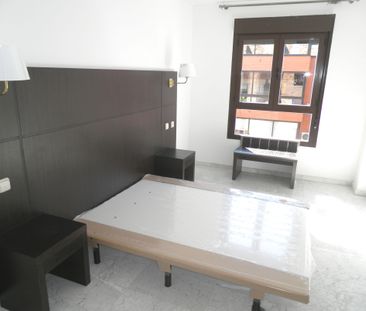 Piso de alquiler en Calle Noray, 10, Alameda de Osuna - Photo 2