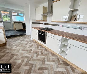 3 bedroom end of terrace house to rent - Photo 6