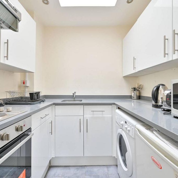 1 bedroom flat to rent - Photo 1