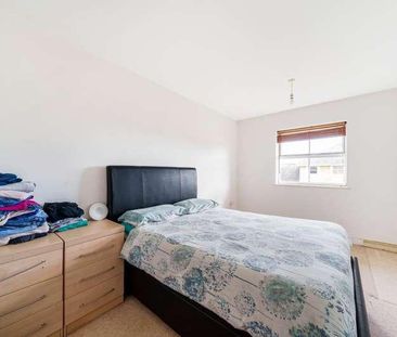 Sunbury, Sunbury-on-thames, TW16 - Photo 3