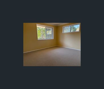 2 McIntosh Creek Road, Jones Hill, Qld 4570 - Photo 2