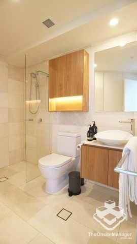 Modern Furnished Apartment with Stunning River Views - Photo 4