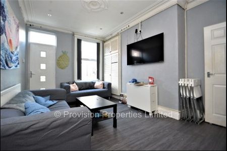 6 Bed Student Houses in Hyde Park Leeds - Photo 2