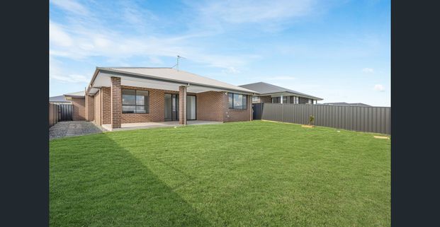 RESIPRO REAL ESTATE - INSPECT 10.00AM SATURDAY 22ND NOVEMBER - Photo 1