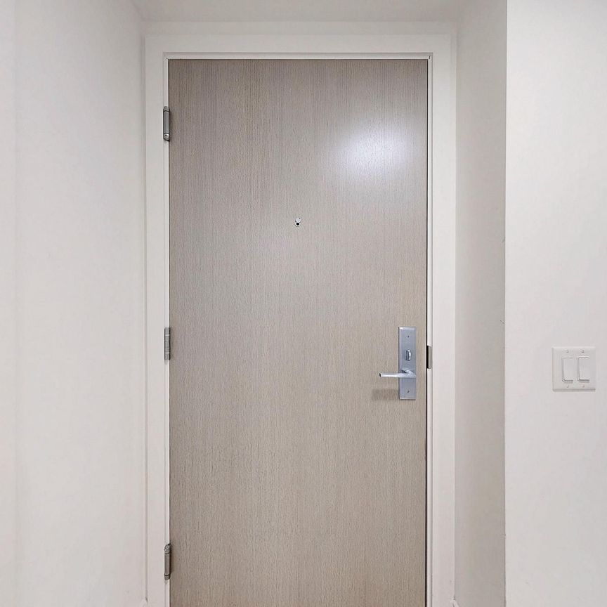 For Lease - 357 King Street Unit# 705, Toronto, Ontario - Photo 1