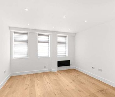 London Road, Sittingbourne, Kent, ME10 - Photo 1