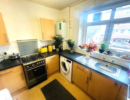 2 bedroom flat share to rent - Photo 3