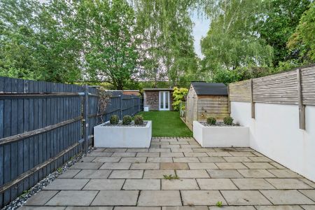 Arnold Road, Woking, Surrey, GU21 - Photo 5