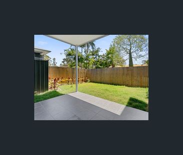 Ground Floor Unit in Quiet Complex - 6-month lease - Photo 6