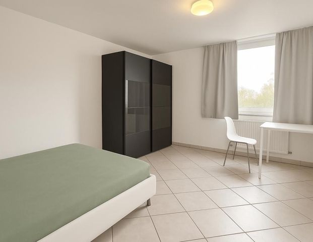 Großzügige 3-Zimmer-Wohnung mit Aufzug und Terrasse! In der Nähe der International School! - Foto 1