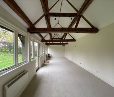 Two bedroom barn conversion on quiet country lane, situated in the ... - Photo 1