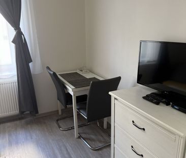 Pronájem bytu • 42 m² bez realitkySlovinská, Praha - Vršovice - Photo 2