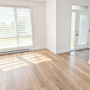 209 Rue Du Pirée (Plateau) Magnifique Duplex De 3 Chambres - Photo 2