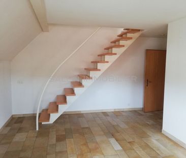 APPARTEMENT DUPLEX RUE PIETONNE AU CENTRE VILLE - Photo 2