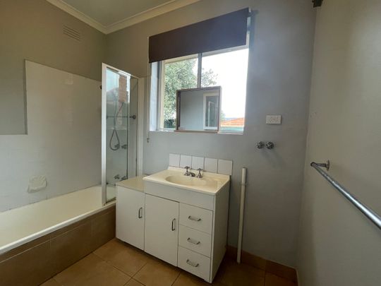 67 Tinning St, Brunswick VIC 3056 - House For Rent | Domain - Photo 1
