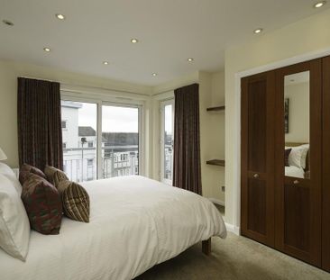 3 bedroom apartment to rent - Photo 4
