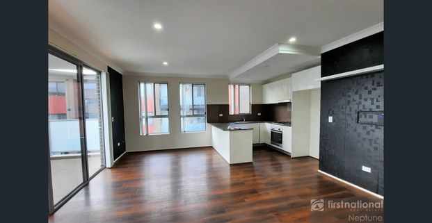 Elevated two-bedroom living - ideally located, beautifully finished! - Photo 1